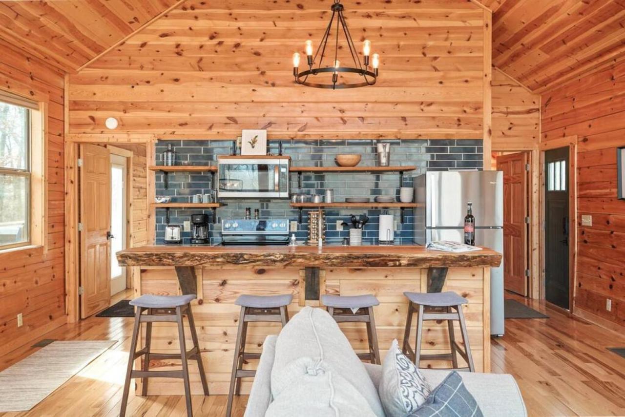 Fern Haven A Modern Take On Hocking Hills Cabins Stella Bagian luar foto