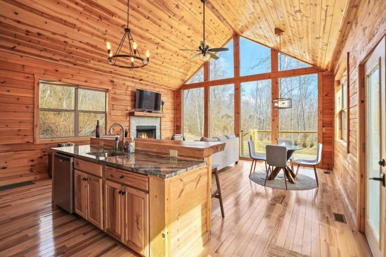 Fern Haven A Modern Take On Hocking Hills Cabins Stella Bagian luar foto