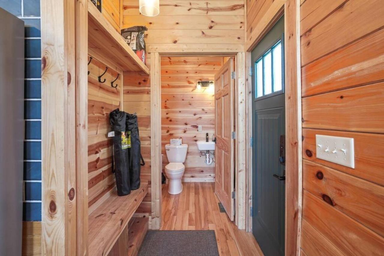 Fern Haven A Modern Take On Hocking Hills Cabins Stella Bagian luar foto