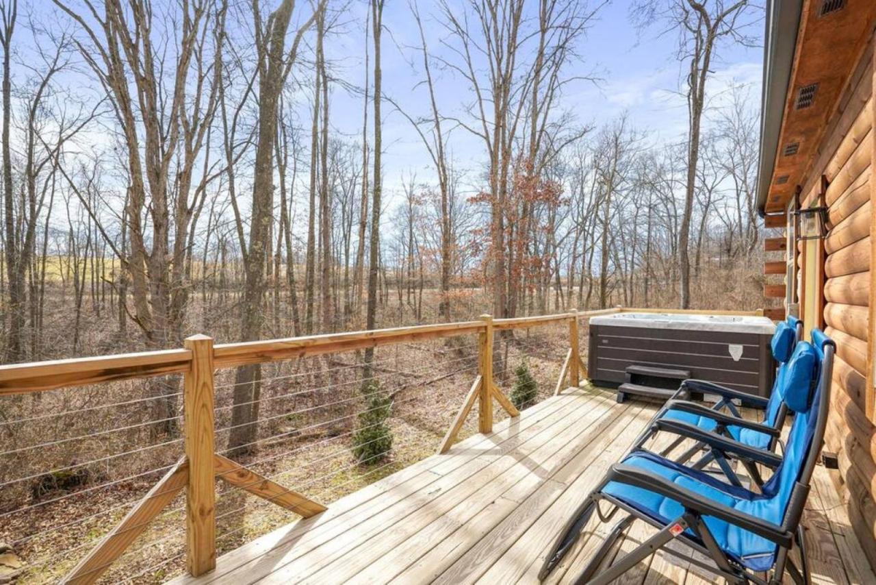 Fern Haven A Modern Take On Hocking Hills Cabins Stella Bagian luar foto